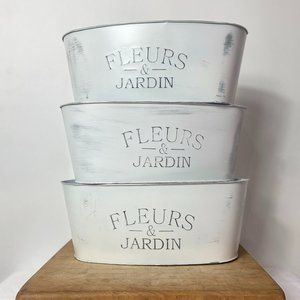 NEW Distressed Farmhouse White Metal Fleurs & Jardin